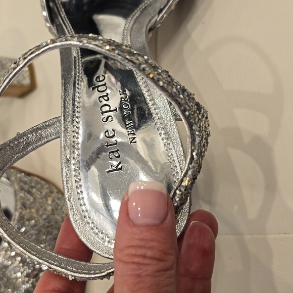 KATE Spade Glitter Miya Silver Cinderella 8 Sandals Heels Rhinestone Shoes NEW - Picture 5 of 13